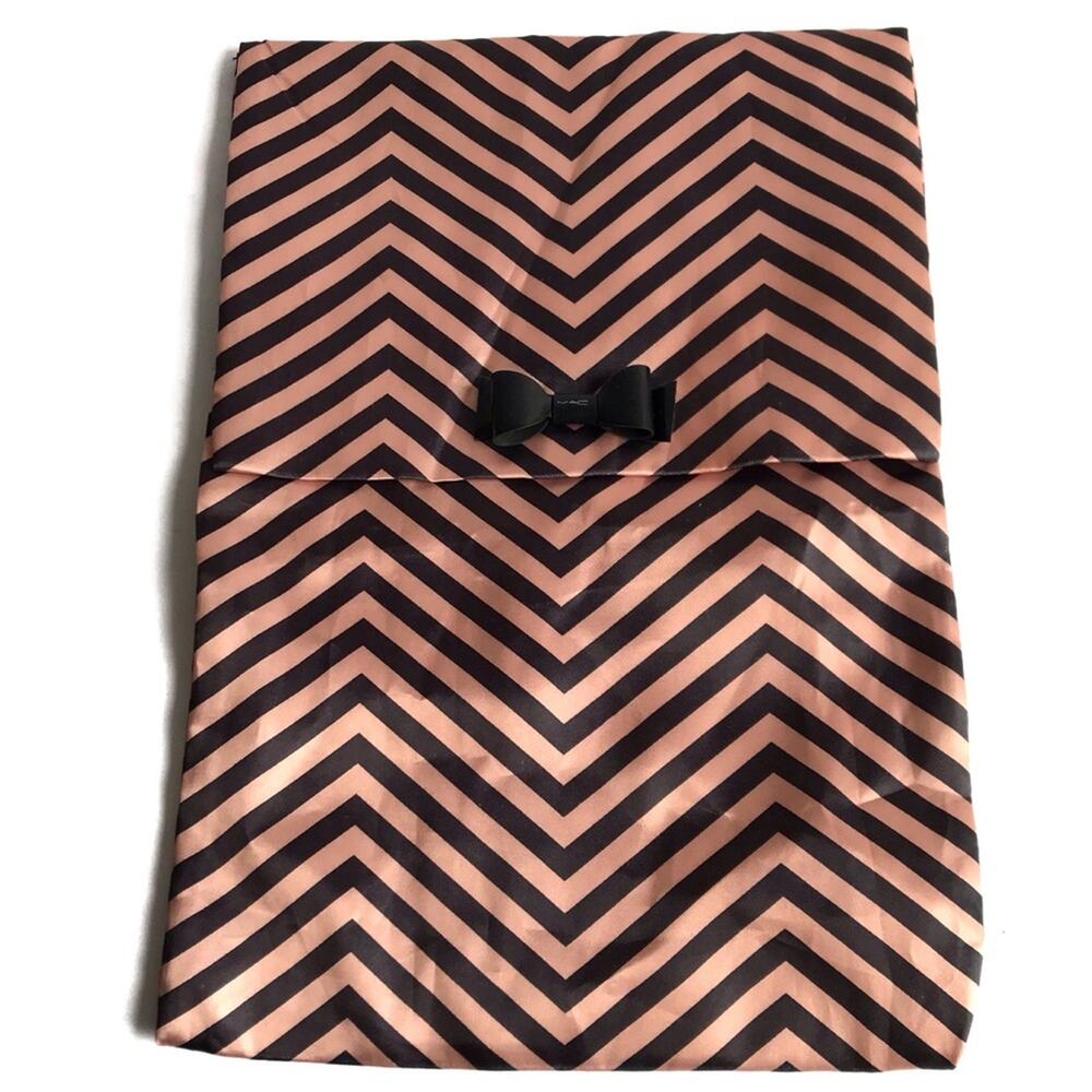MAC Cosmetics Brush Pouch Bag Gold Black Chevron Makeup Travel Case Vacation